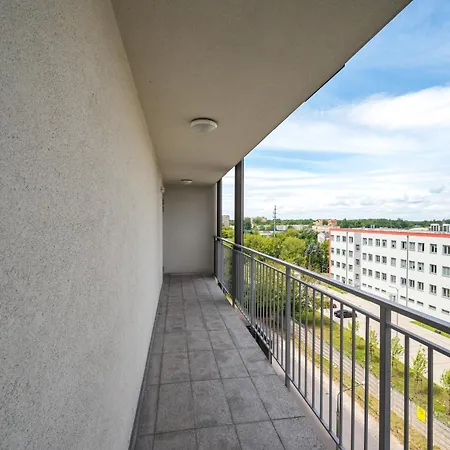 Apartman Wawrzyszewska 2-bedroom By Bookinghost Varsó