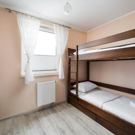 Apartman Wawrzyszewska 2-bedroom By Bookinghost Varsó