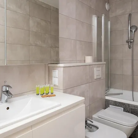 Wawrzyszewska 2-bedroom By Bookinghost * Warszawa