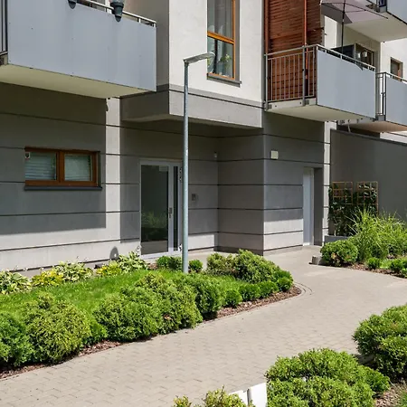 Wawrzyszewska 2-bedroom By Bookinghost